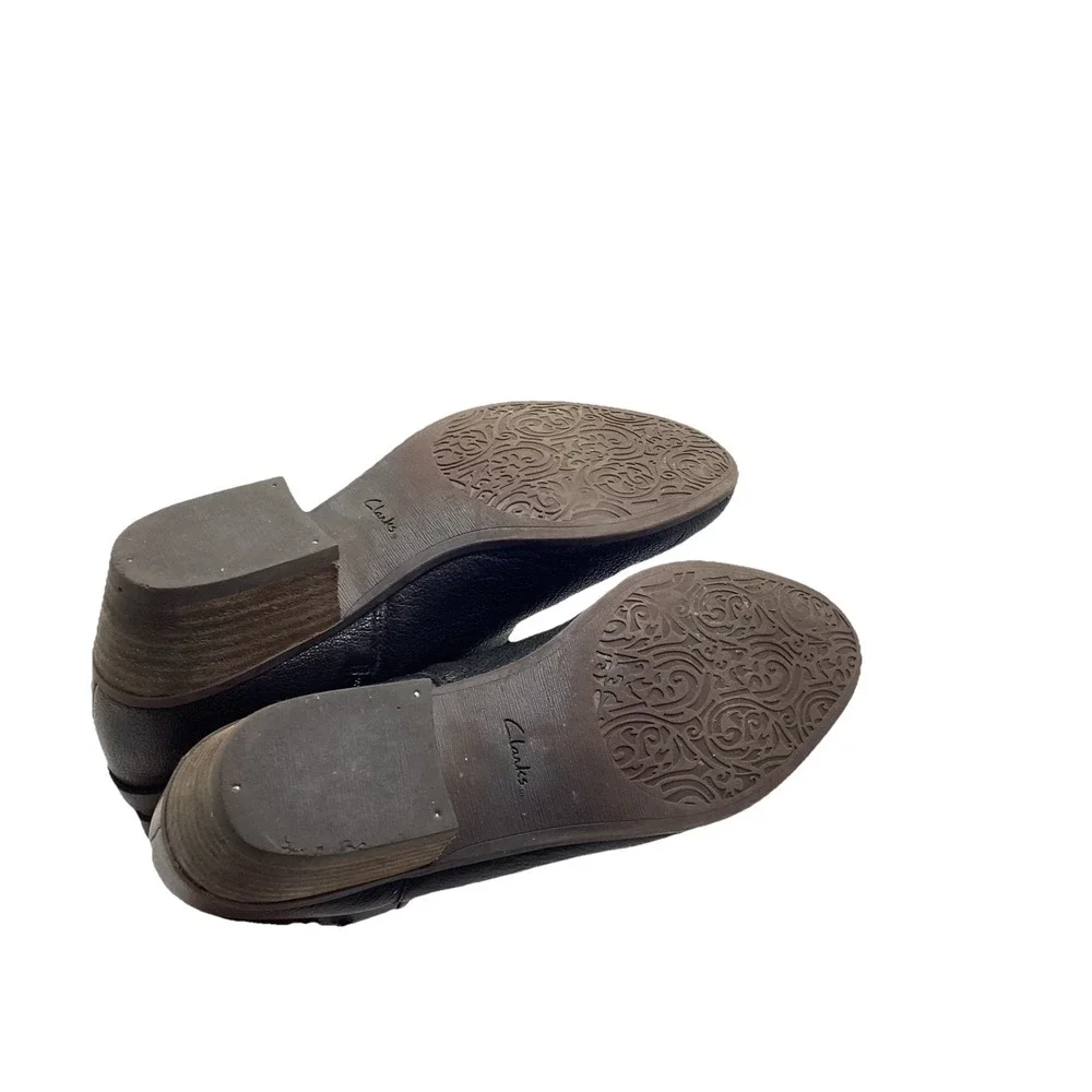 Clarks Spye Comet Ankle Bootie Black Pebbled Leather 1 3/4